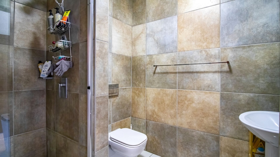 2 Bedroom Property for Sale in Nahoon Eastern Cape